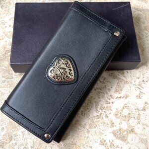 NWT Gorgeous GG leather Black Bi-fold long wallet